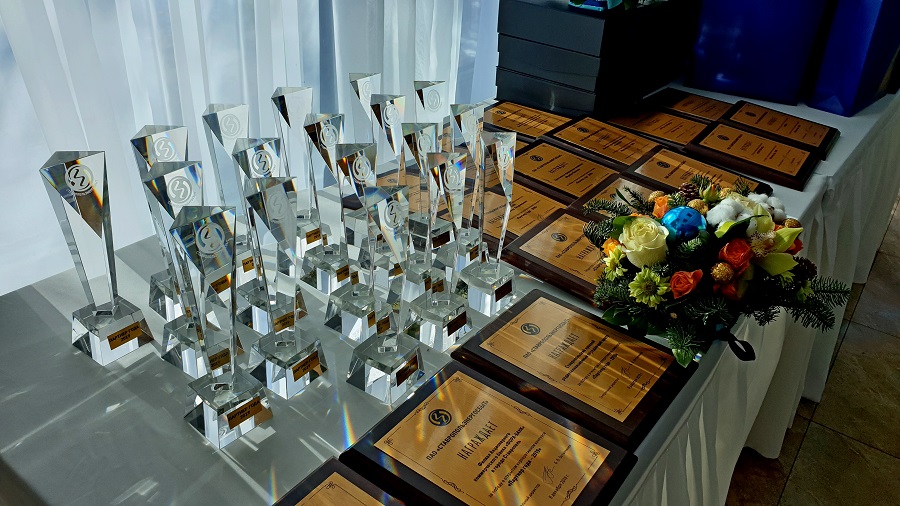 Подведен итог ежегодного корпоративного конкурса "Партнер года", на котором бизнес премия досталась лучшим потребителям электроэнергии - организациям и предприятиям 